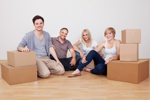 Packing and furniture loading support for house removals in Chiswick